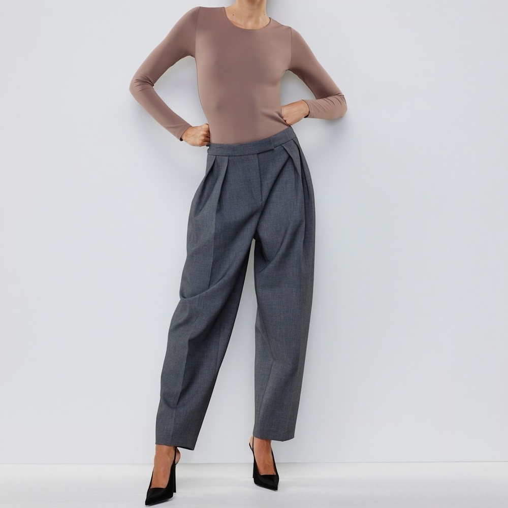 Babaton Bodysuit Long Sleeve in Taupe
